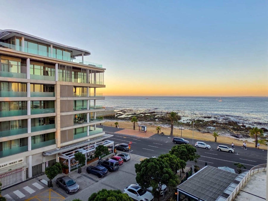 3 Bedroom Property for Sale in Mouille Point Western Cape